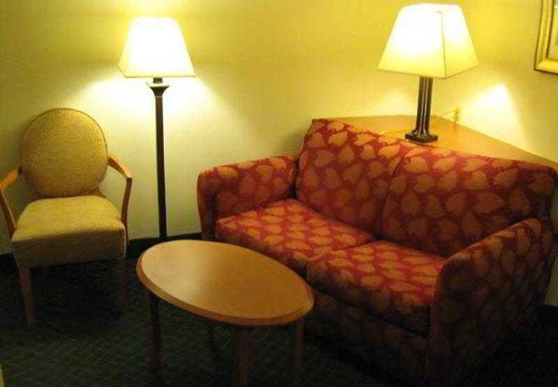 Fairfield Inn & Suites בומונט חדר תמונה
